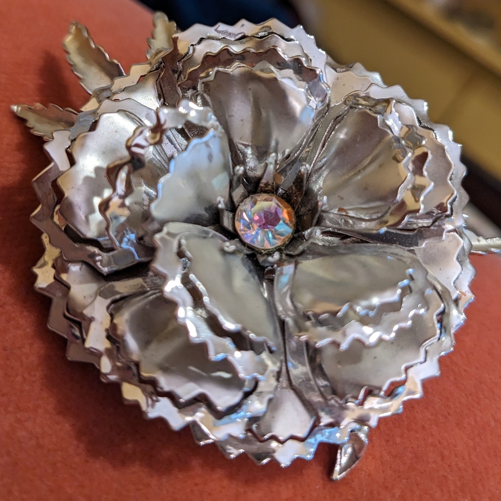 STUNNING SILVER BLING ROSE - Picture 2 of 5